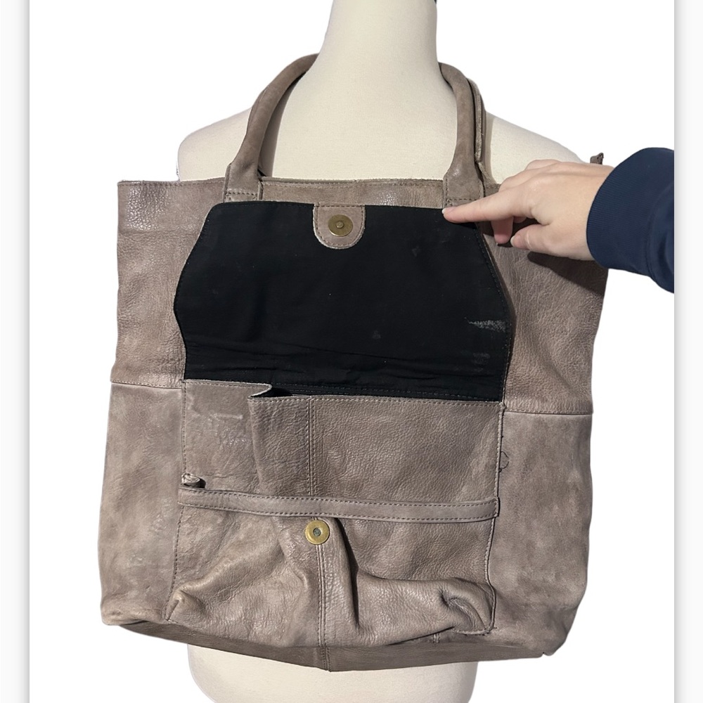 100% Leather Burin Purse Tote w/ front and interior pockets - Picture 3 of 6
